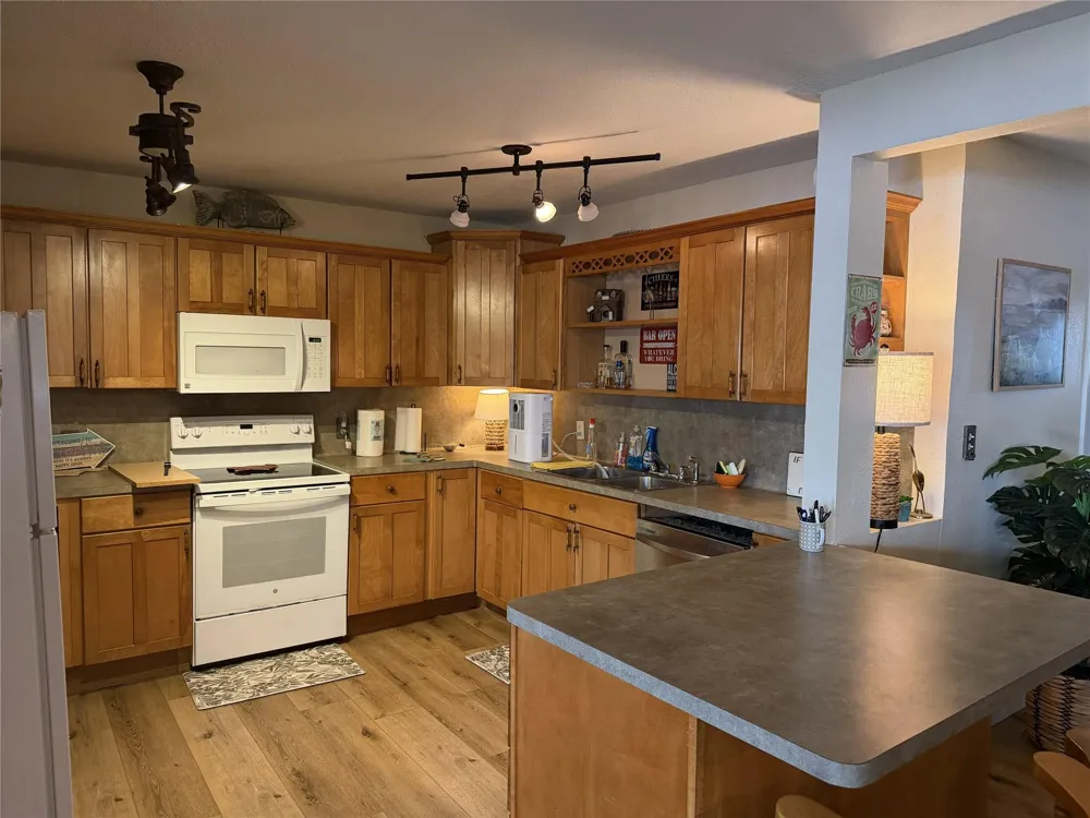 3804 Fm-2031 Matagorda, TX 77457