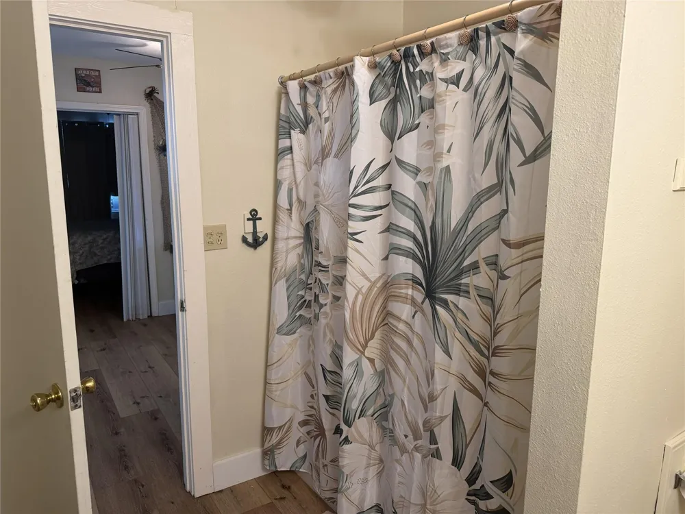 3804 Fm-2031 Matagorda, TX 77457