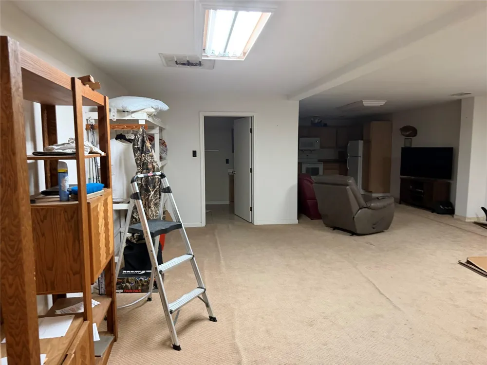 224 E Main Street Clute, TX 77531