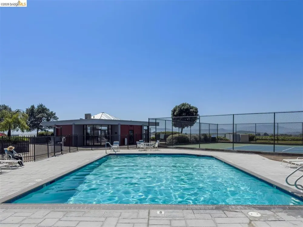 555 Pierce St #422 Albany, CA 94706