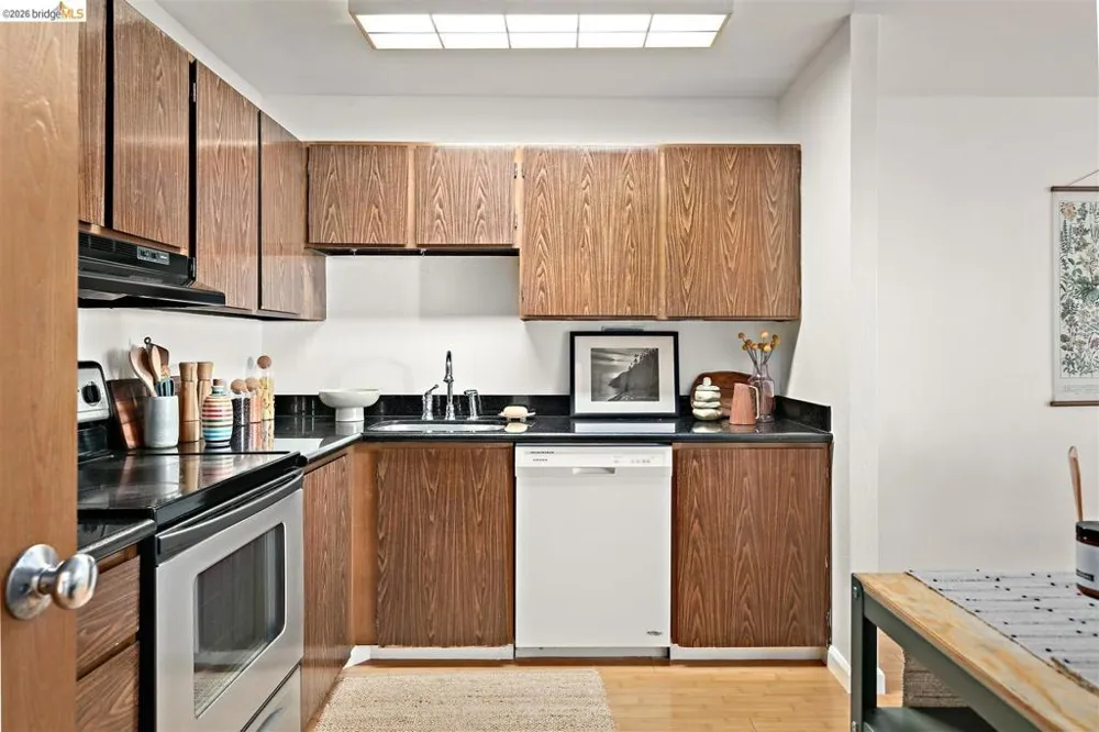 555 Pierce St #422 Albany, CA 94706