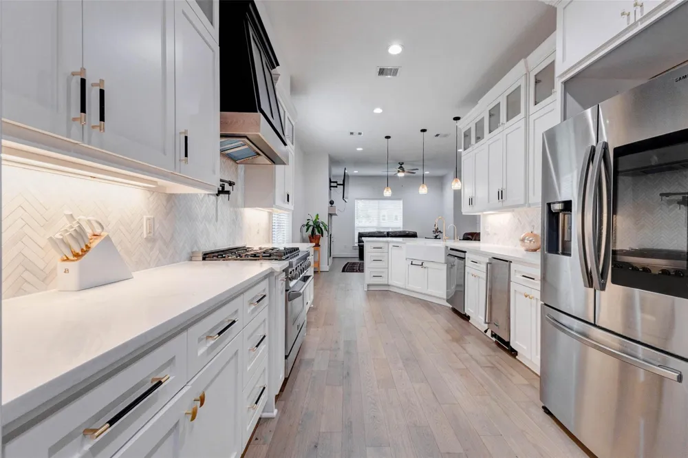 8617 Kari Court Jersey Village, TX 77040
