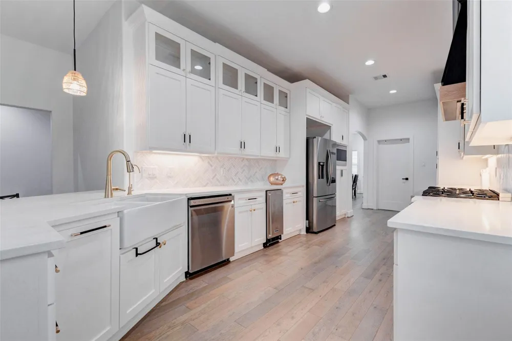 8617 Kari Court Jersey Village, TX 77040