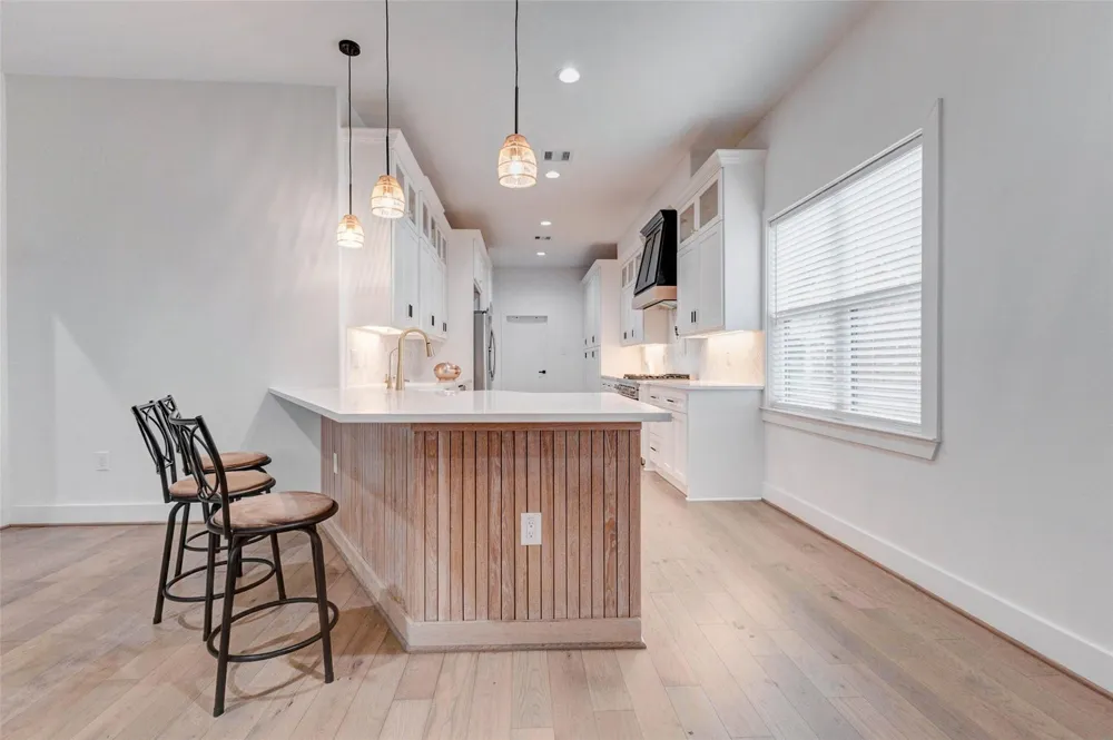 8617 Kari Court Jersey Village, TX 77040
