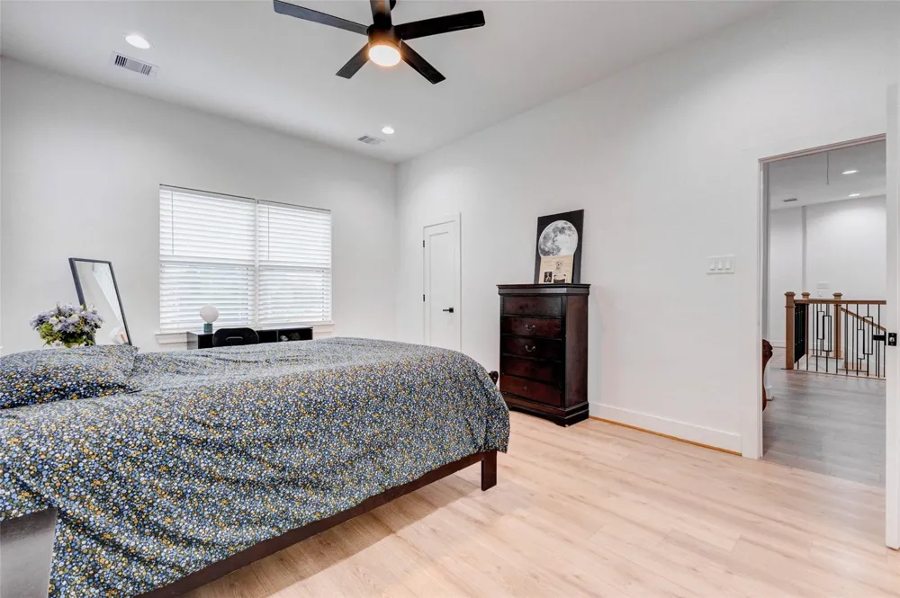 8617 Kari Court Jersey Village, TX 77040