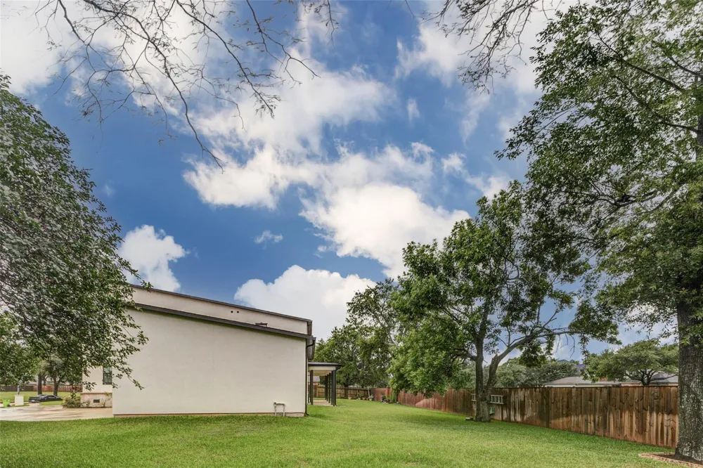 8617 Kari Court Jersey Village, TX 77040