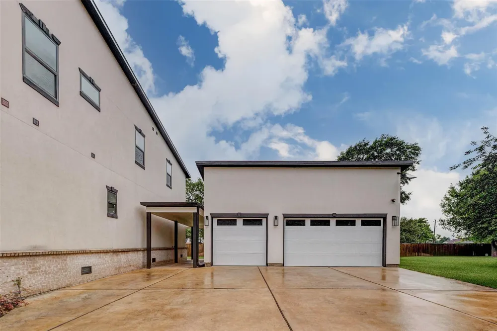 8617 Kari Court Jersey Village, TX 77040