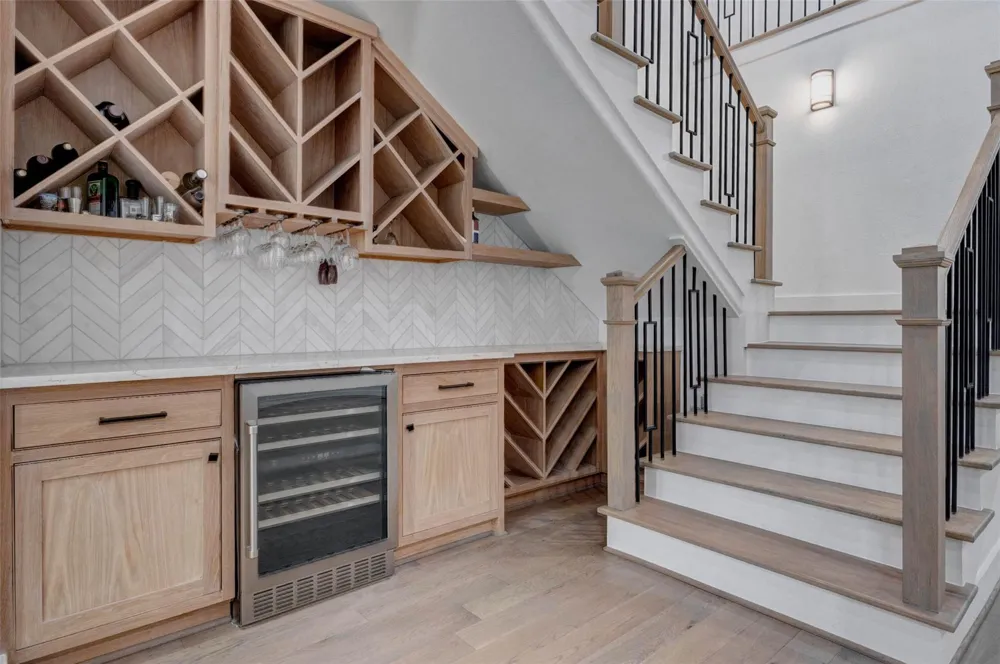 8617 Kari Court Jersey Village, TX 77040