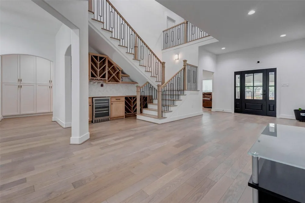 8617 Kari Court Jersey Village, TX 77040