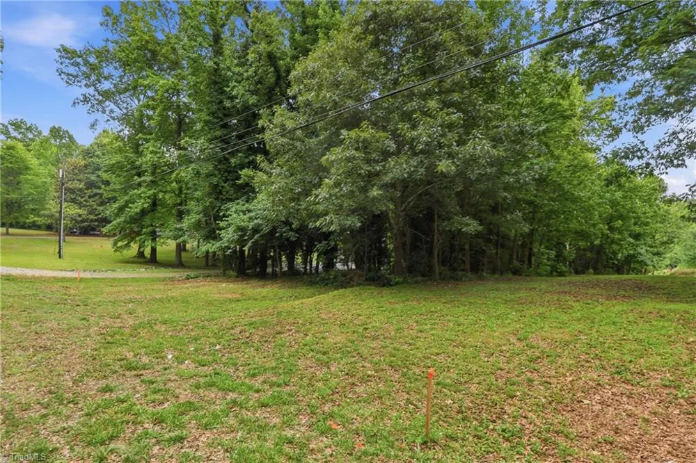 3228 Jidemi Road Greensboro, NC 27406