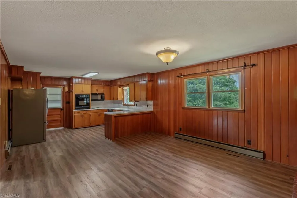 143 Gwynwood Drive Mount Airy, NC 27030