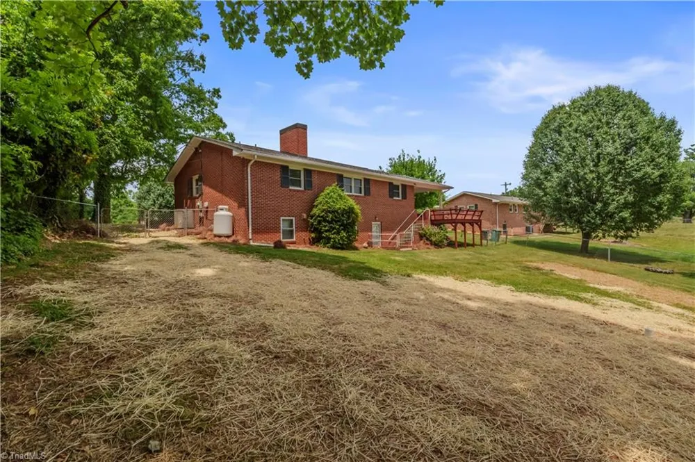 143 Gwynwood Drive Mount Airy, NC 27030