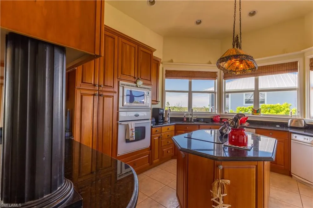 621 Rum Road Captiva, FL 33924