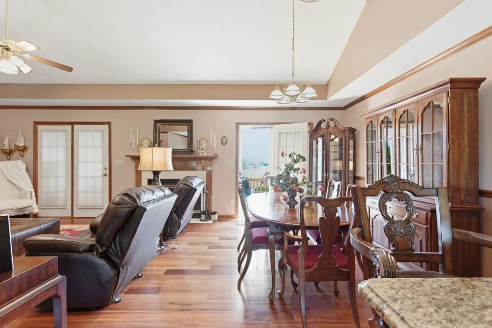 1474 Hardison Road Columbia, TN 38401