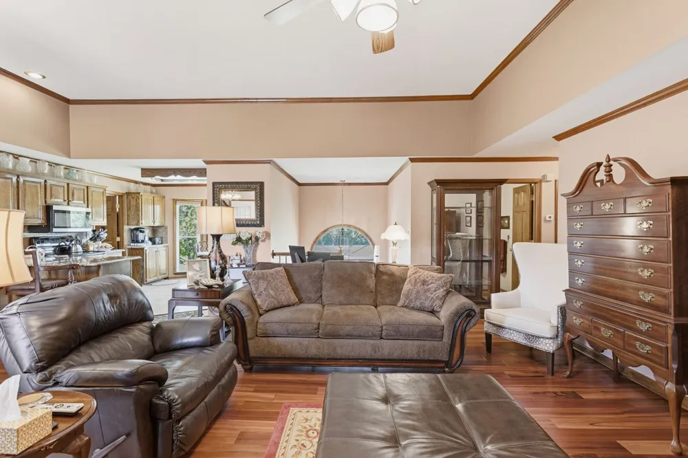 1474 Hardison Road Columbia, TN 38401