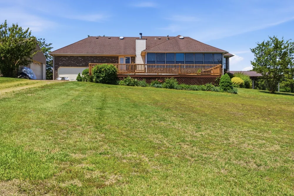 1474 Hardison Road Columbia, TN 38401