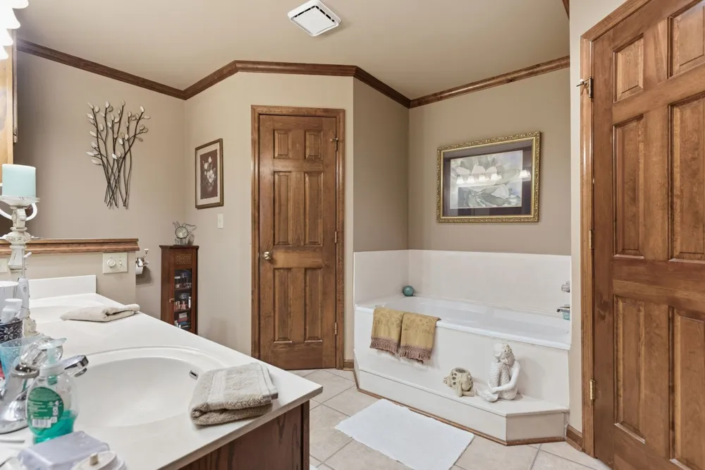 1474 Hardison Road Columbia, TN 38401