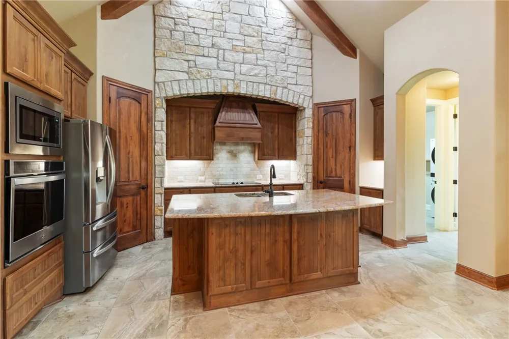 10040 Henley Cove Iola, TX 77861