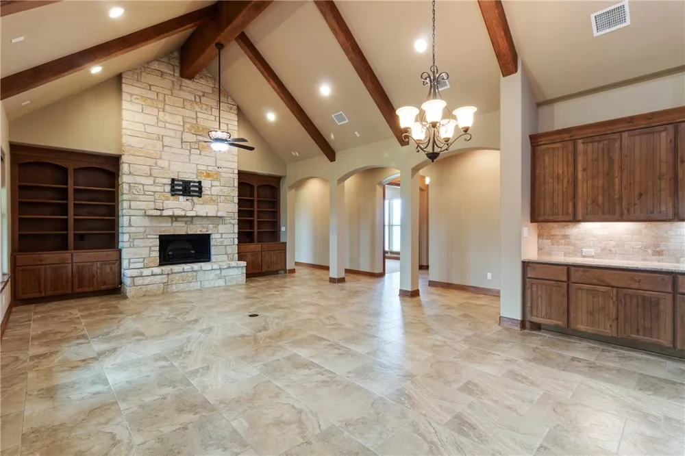 10040 Henley Cove Iola, TX 77861