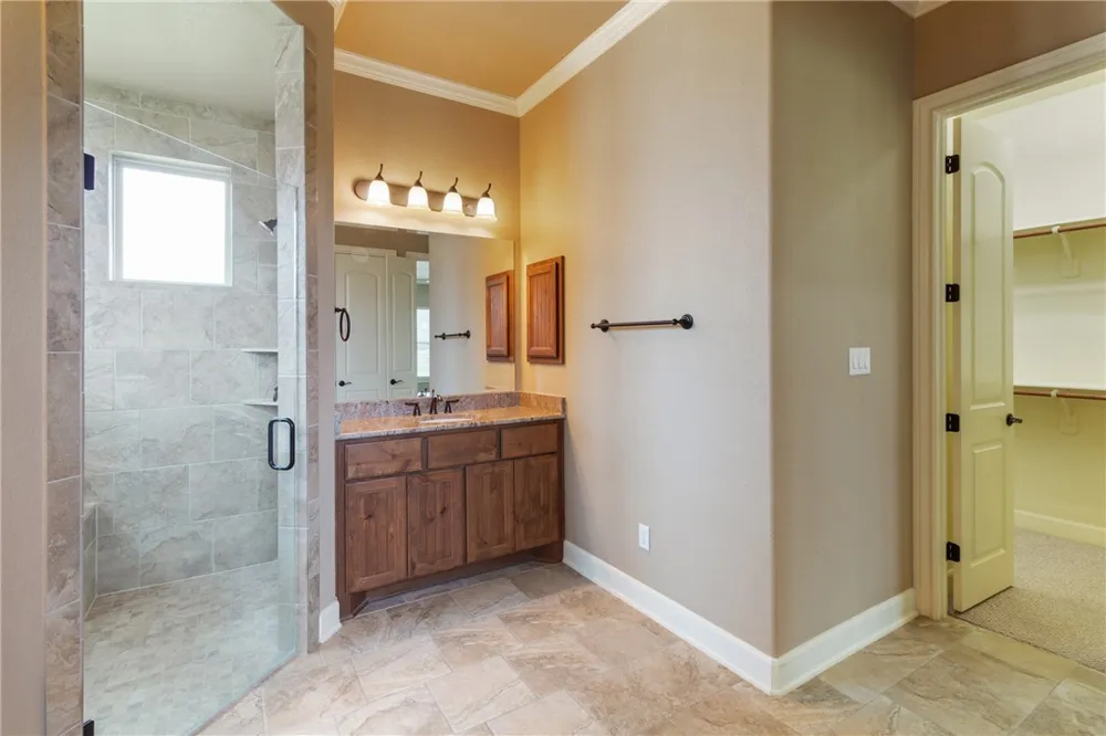 10040 Henley Cove Iola, TX 77861