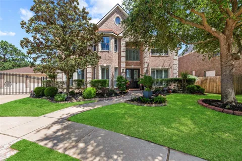 8106 Hollowhaven Court