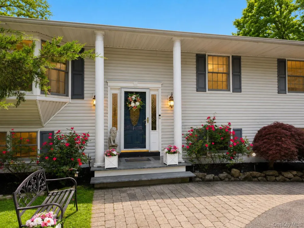 111 Ludvigh Road Bardonia, NY 10954