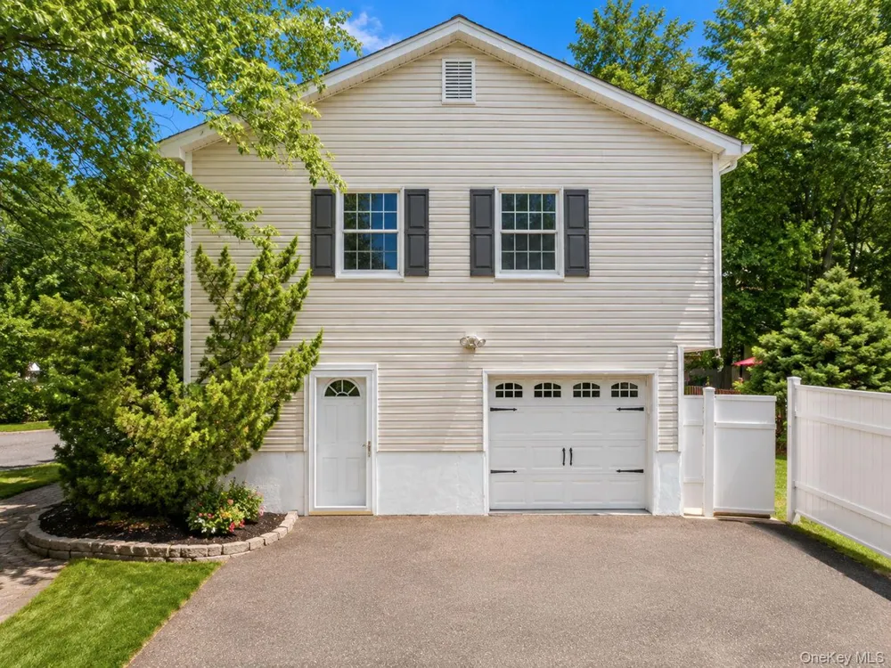 111 Ludvigh Road Bardonia, NY 10954