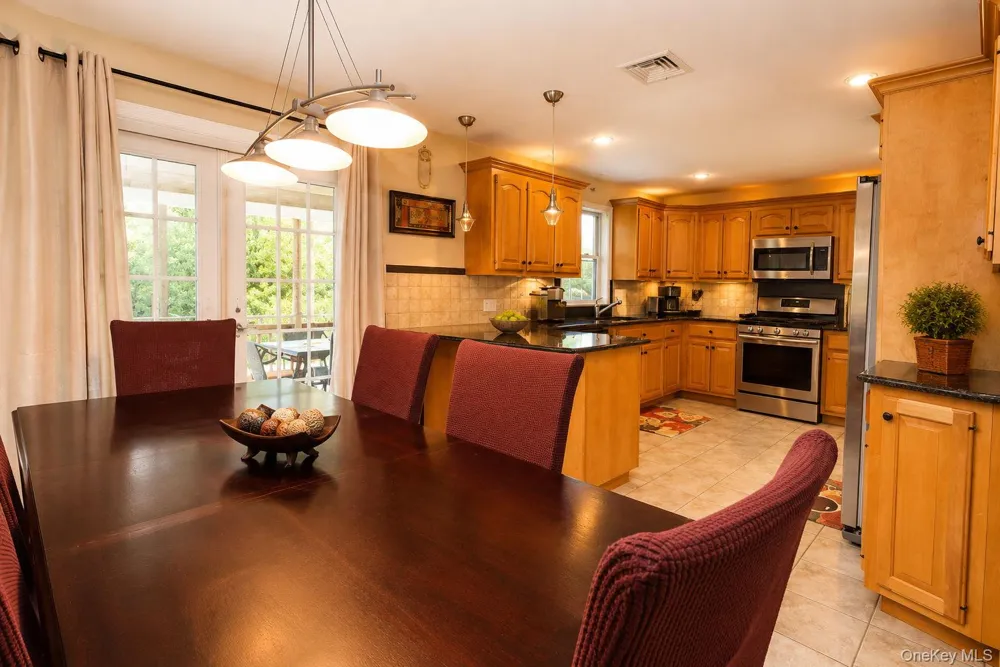 111 Ludvigh Road Bardonia, NY 10954