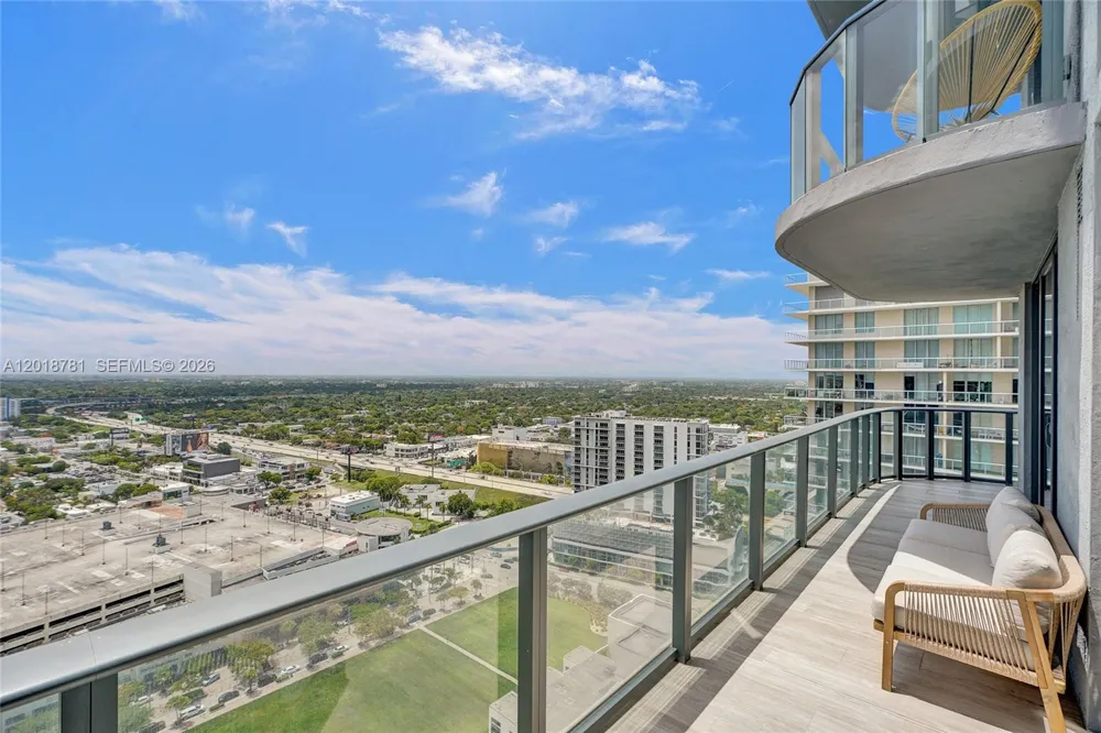 121 NE 34th St #2809 Miami, FL 33137