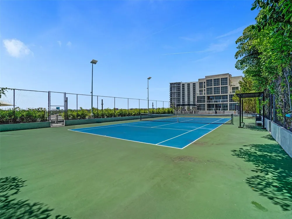 121 NE 34th St #2809 Miami, FL 33137