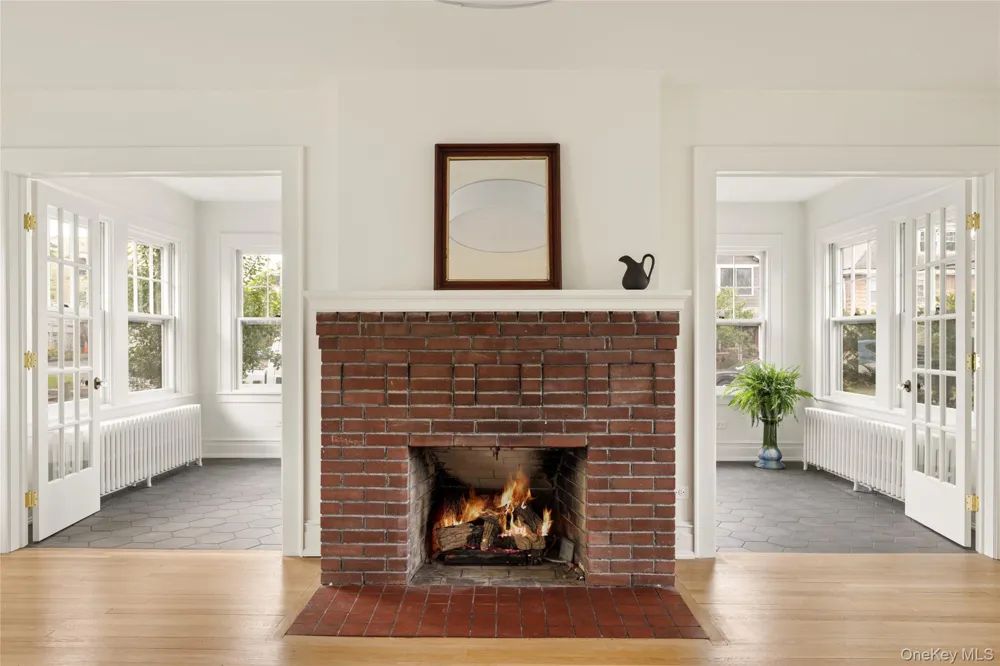 2 Jenkins Parkway #4 Hudson, NY 12534