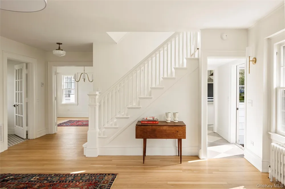 2 Jenkins Parkway #4 Hudson, NY 12534