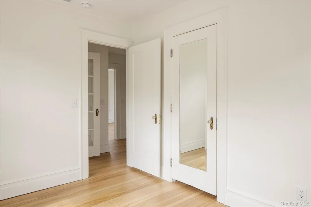 2 Jenkins Parkway #4 Hudson, NY 12534
