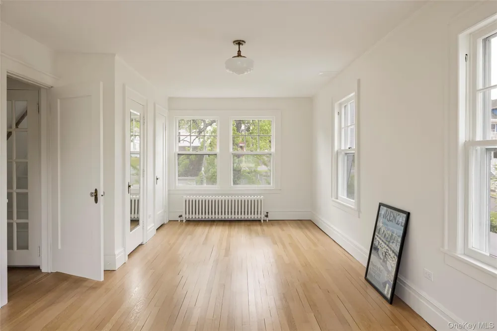 2 Jenkins Parkway #4 Hudson, NY 12534