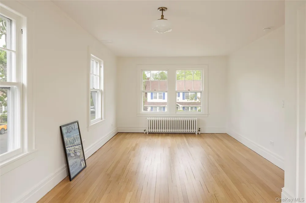 2 Jenkins Parkway #4 Hudson, NY 12534