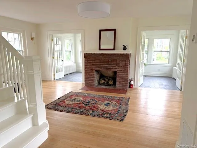 2 Jenkins Parkway #4 Hudson, NY 12534
