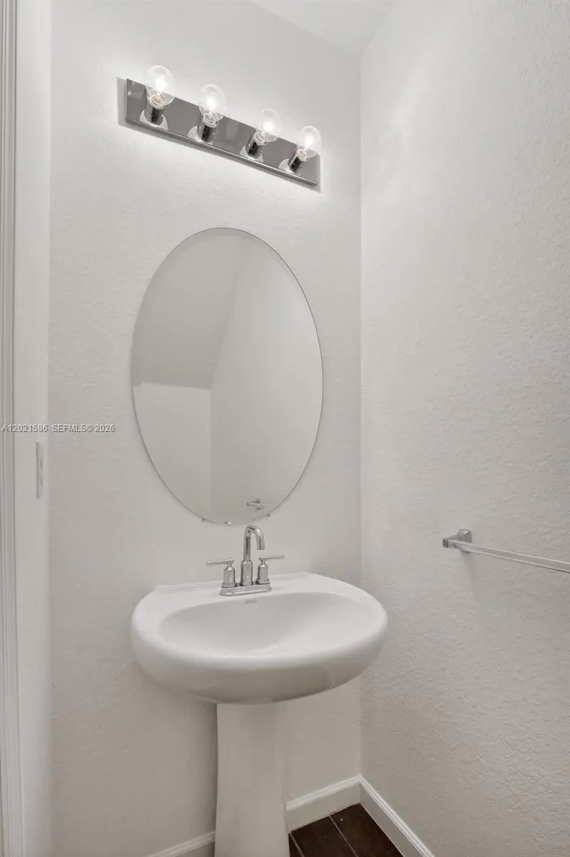 4019 NW 11th Dr Lauderhill, FL 33313