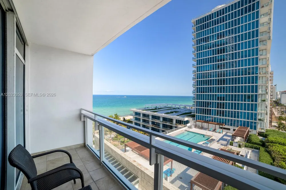 6801 Collins Ave #714 (Door 704) Miami Beach, FL 33141