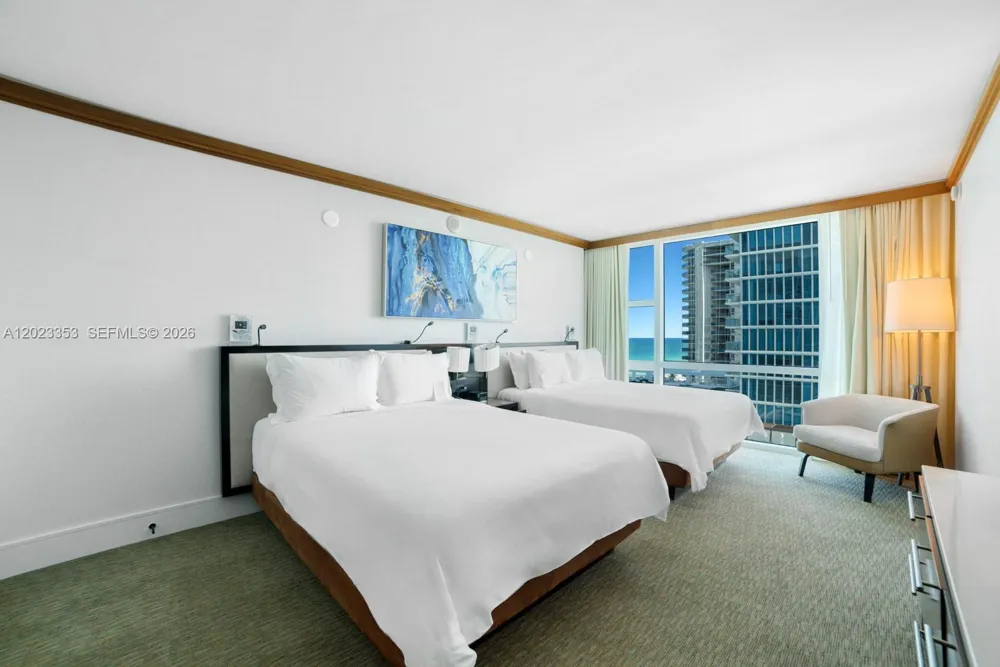 6801 Collins Ave #714 (Door 704) Miami Beach, FL 33141