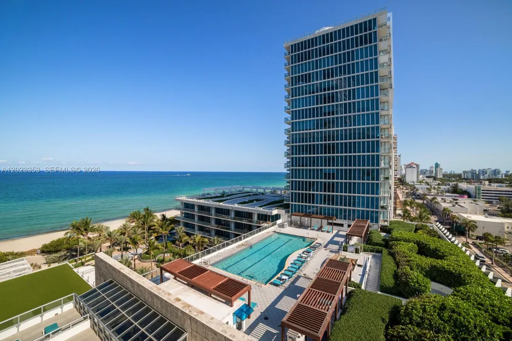 6801 Collins Ave #714 (Door 704) Miami Beach, FL 33141