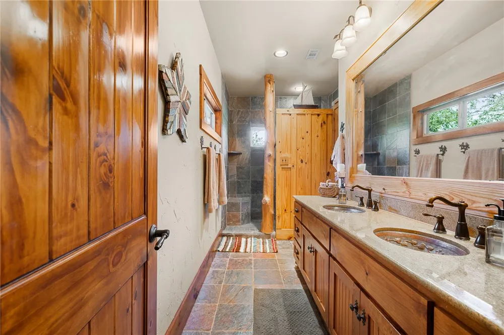 3702 County Road 151 Bedias, TX 77831