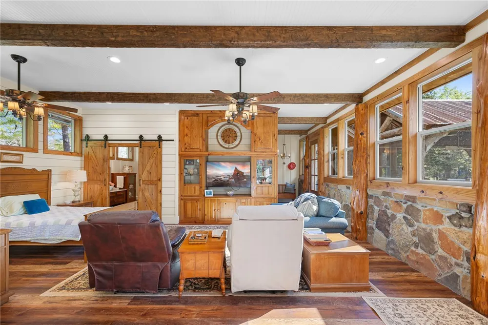 3702 County Road 151 Bedias, TX 77831