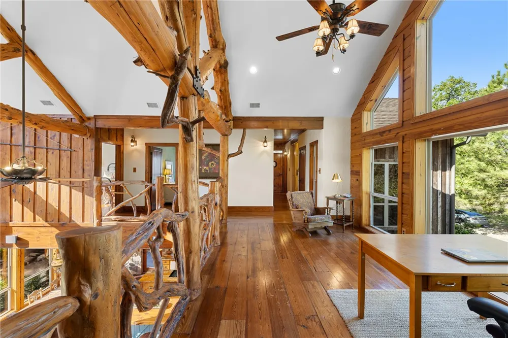 3702 County Road 151 Bedias, TX 77831