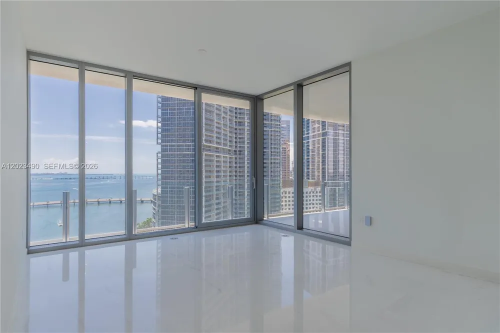 300 Biscayne Blvd Way #1704 Miami, FL 33131