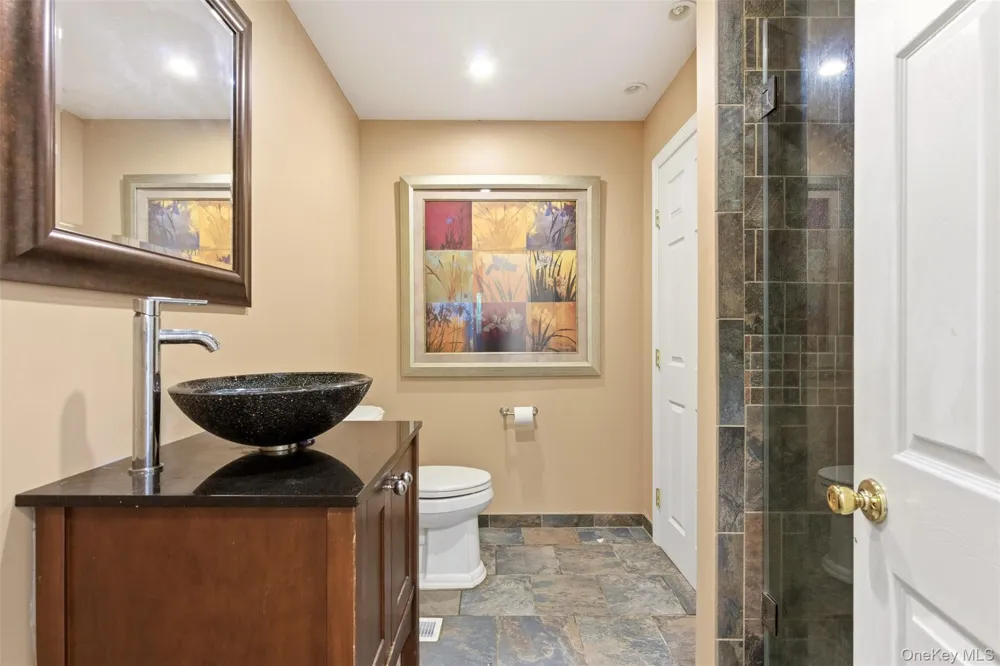 106 Vineyard Road Huntington, NY 11743