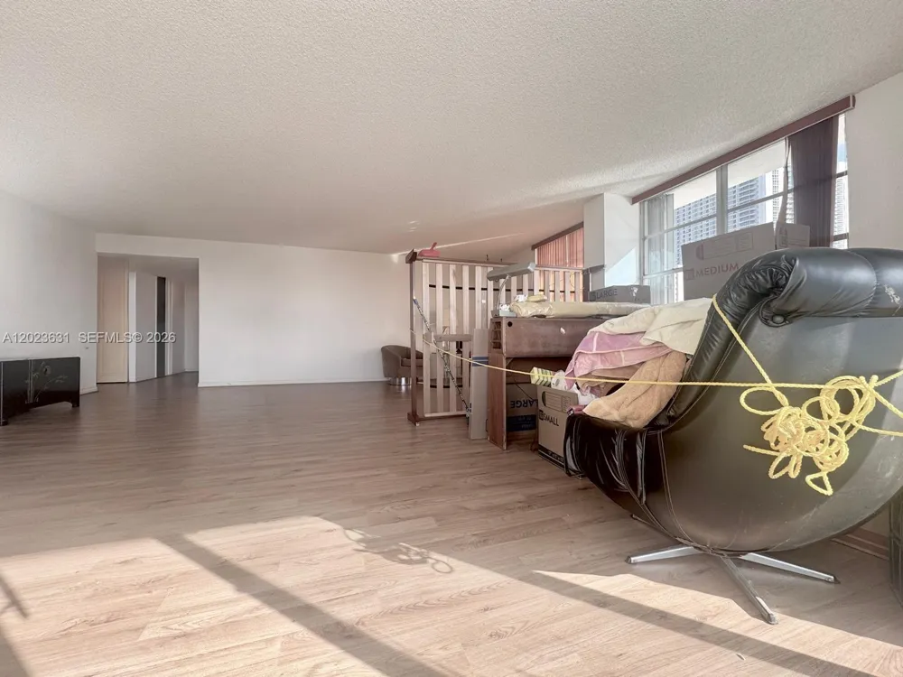 3800 S Ocean Dr #306 Hollywood, FL 33019