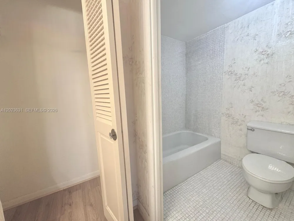 3800 S Ocean Dr #306 Hollywood, FL 33019