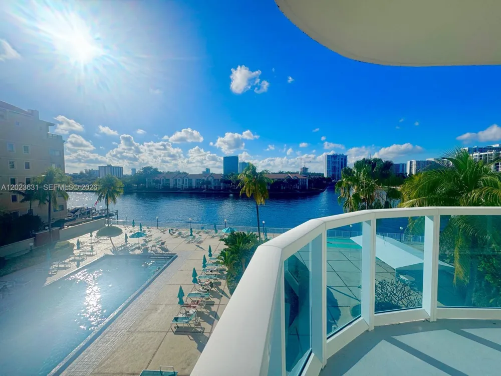 3800 S Ocean Dr #306 Hollywood, FL 33019