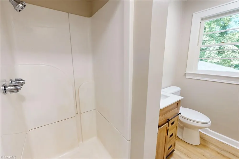204 Forest Hill Road Mount Airy, NC 27030