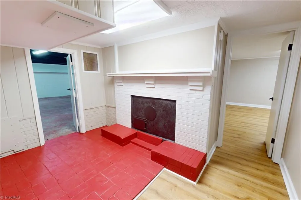 204 Forest Hill Road Mount Airy, NC 27030